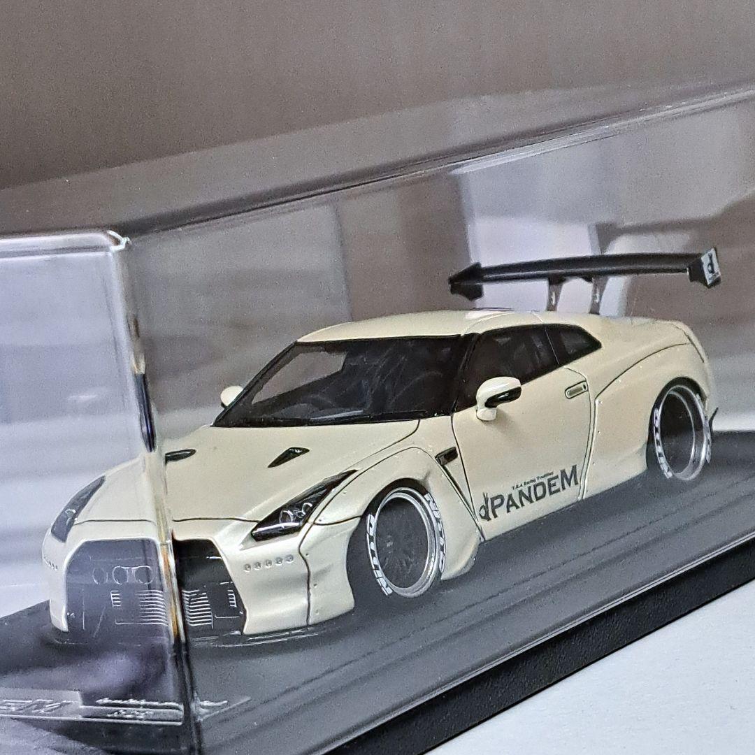イグニッションモデル 1/43 PANDEM R35 GT-R パールホワイト