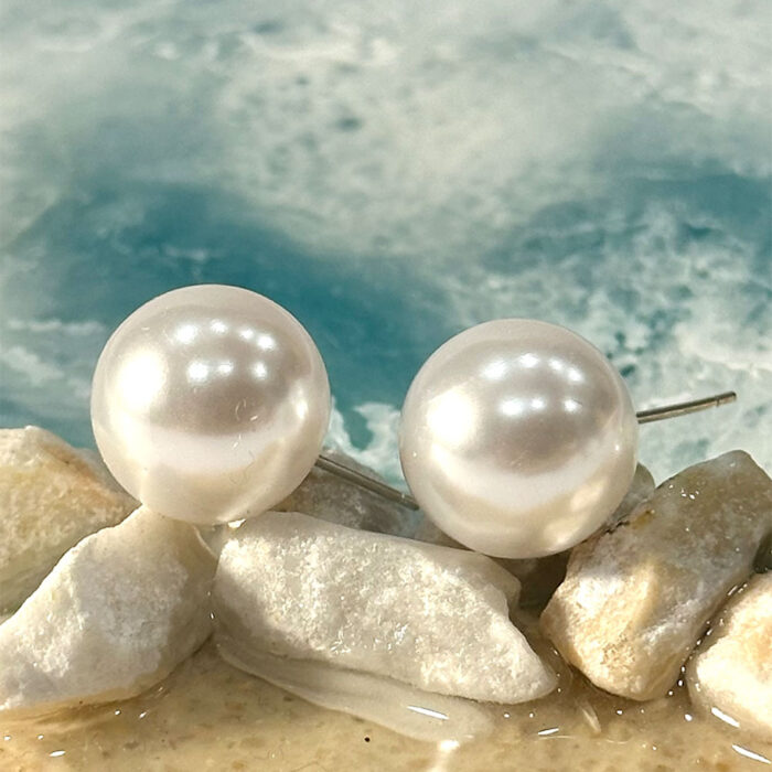 Pearl Stud 14mm