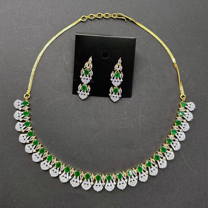 Dainty Neckless Set green