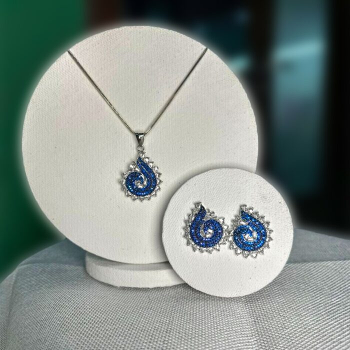 Crissona Pendant Set Royal Blue and Silver